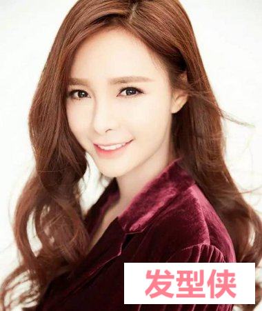 言情小说女主角都使用过偏分卷头发 霸屏30年偏分卷发教程美如画