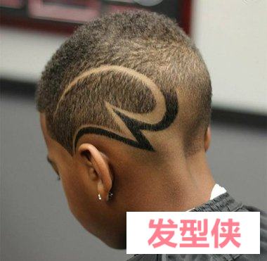 剪短发刻痕图案大全 好动调皮商品头侧手工雕刻字母图片头型-发型侠